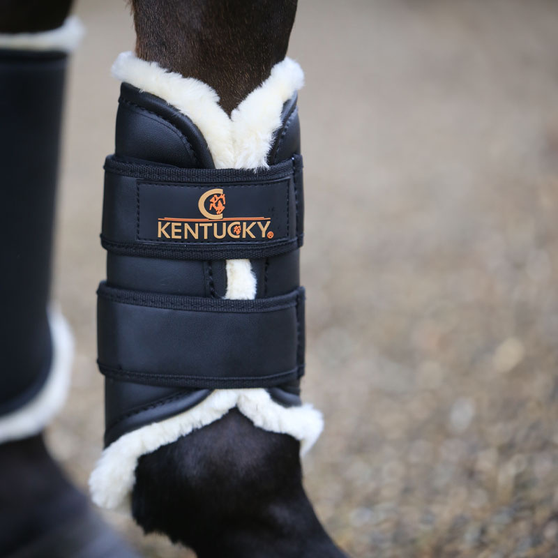 Brushing Boots Leather Front Black