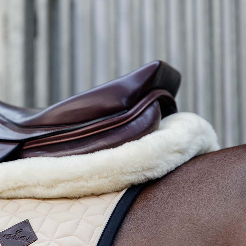 Saddle Pad Sheepskin Impact Equalizer Black