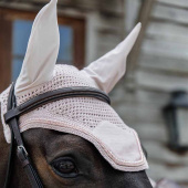 Fly Ear Bonnet Wellington Velvet Pearls Pink Fly Ear Bonnet Wellington Velvet Pearls Pink