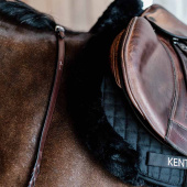 Saddle Pad Hunter Vegan Sheepskin Black Saddle Pad Hunter Vegan Sheepskin Black