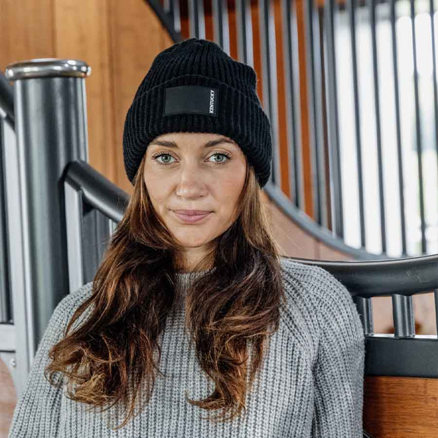 Beanie Rubber Logo Black