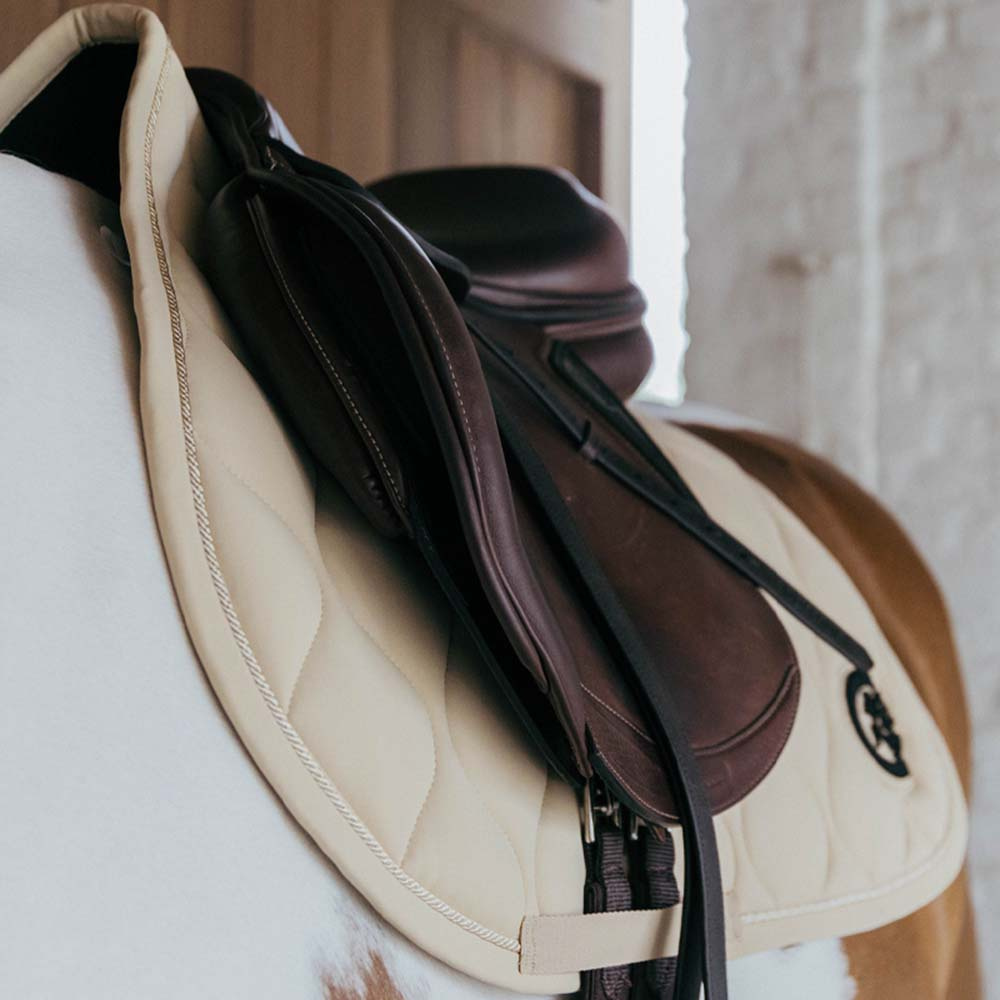 Saddle Pad Wave 3D Logo Beige
