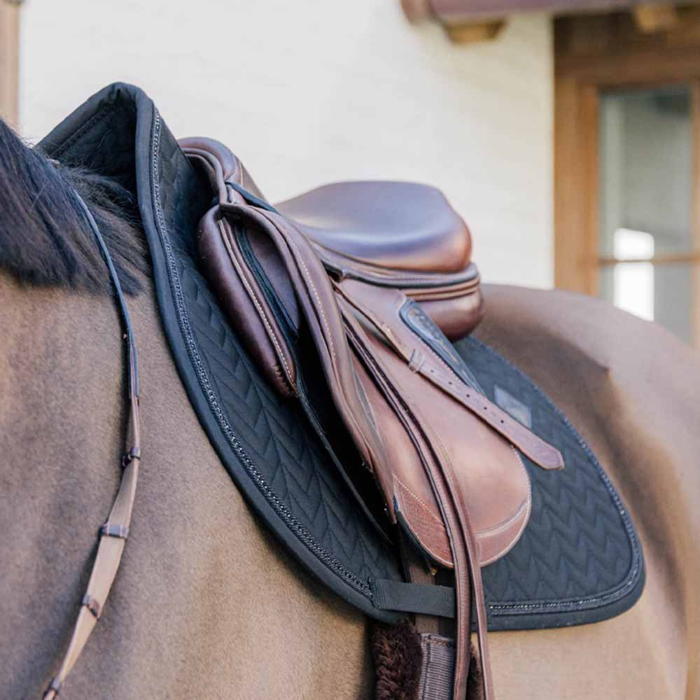 Saddle Pad Metal Chain Black