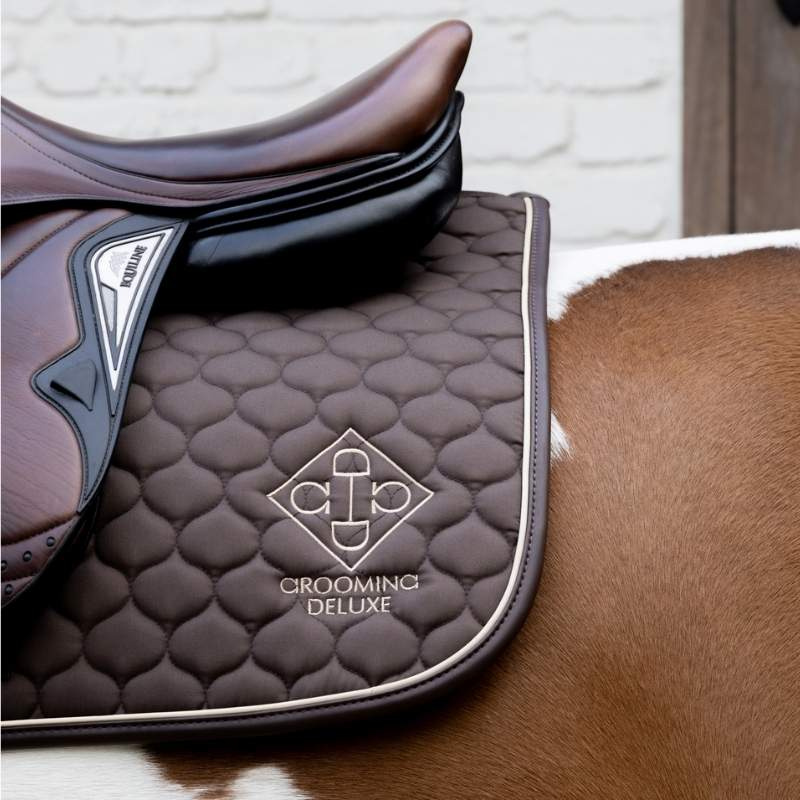 Saddle Pad Grooming Deluxe Brown