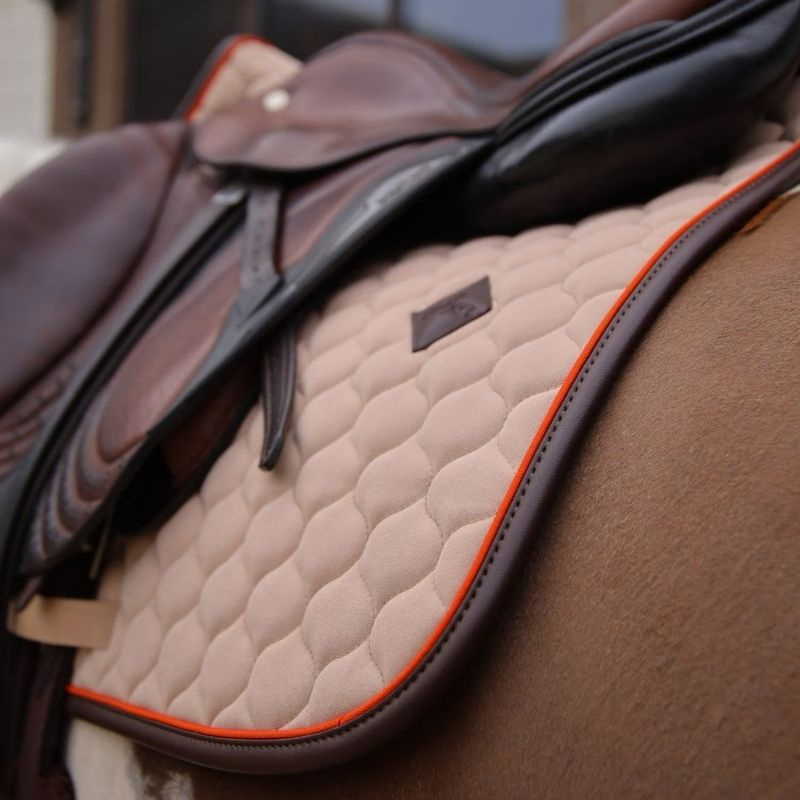 Saddle Pad Onion Quilt Leather Beige