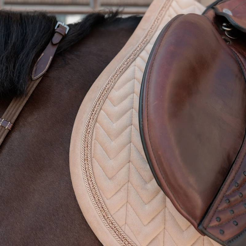 Saddle Pad Velvet Mini Pearls Beige