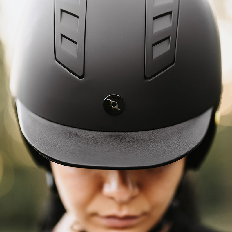 Riding Helmet MIPS Neoz Smooth Top Black