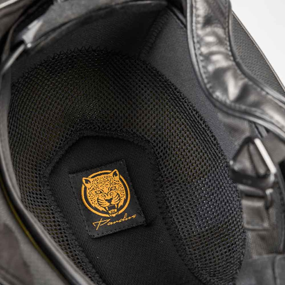 Riding Helmet EQ3 Pardus with Screw Smooth Top Black.