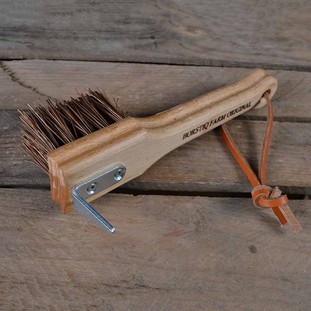 Hoof Pick with Brush Bassine Brown
