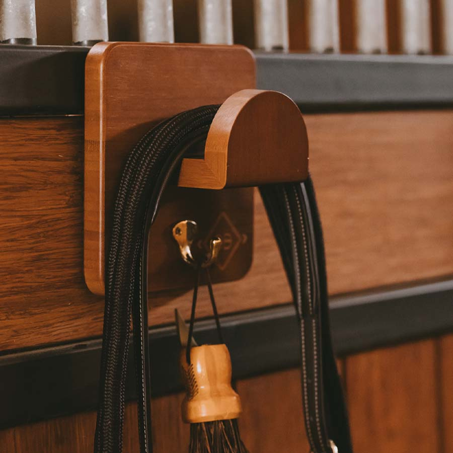 Bridle Hanger Single Brown