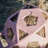 Relax Horse Play & Hay Ball Old Pink Relax Horse Play & Hay Ball Old Pink