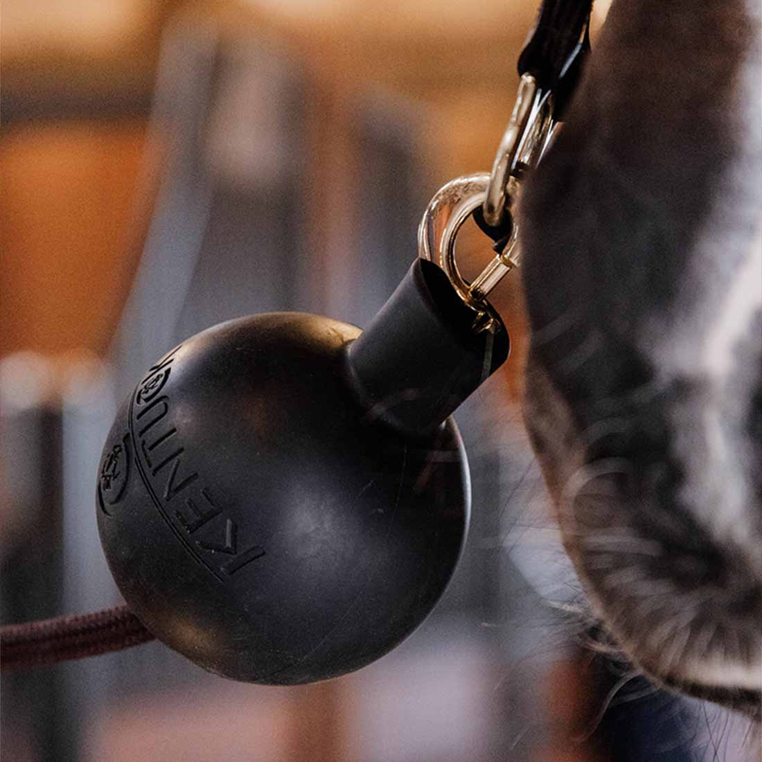 Rubber Ball Lead & Wall Protection Black