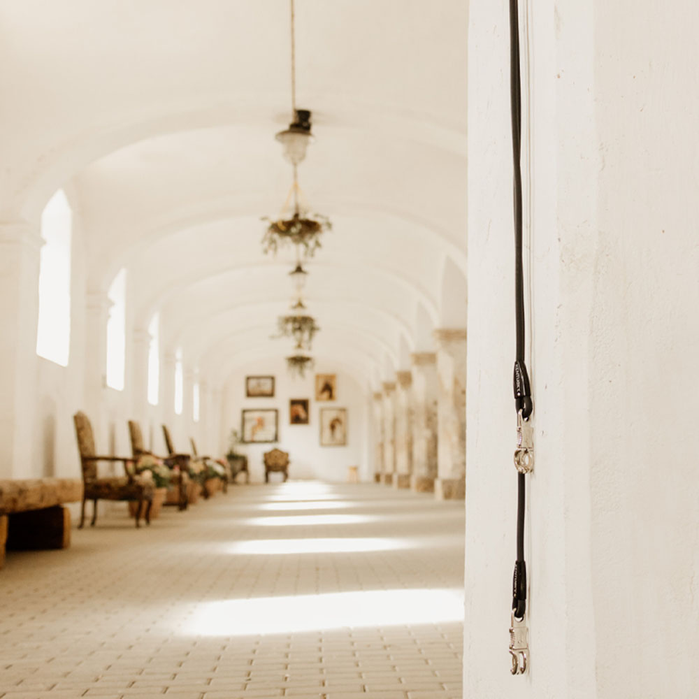 Tie Rope Box Lead & Cross Silicone Black