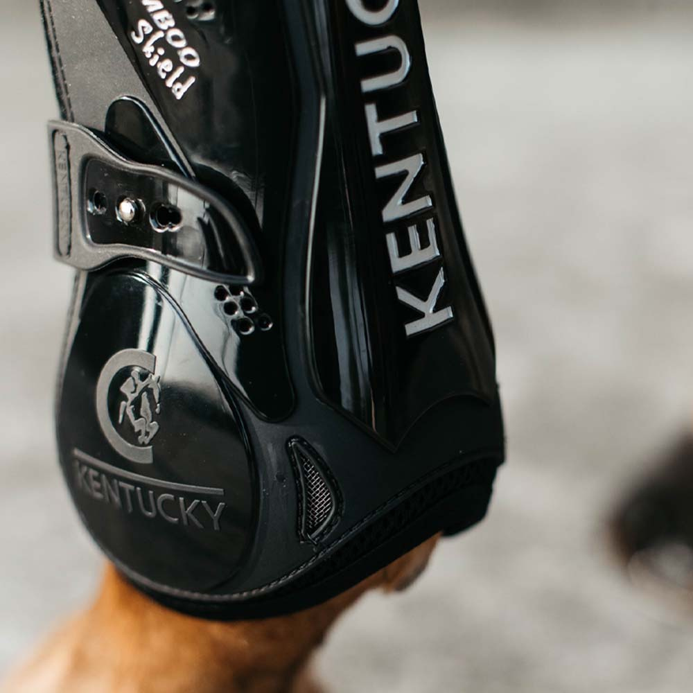 Tendon Boots Bamboo Shield Black