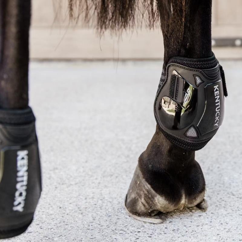 Fetlock Boots Moon Air Velcro Black