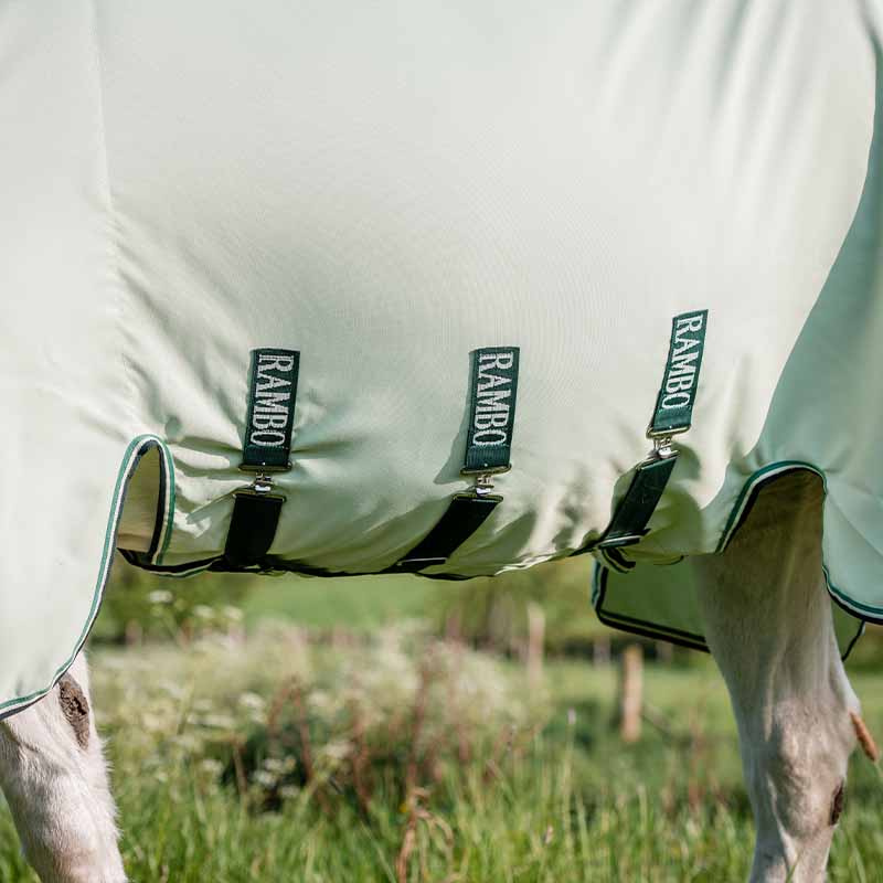 Rambo Hoody Fly & EczeMa Rug With Fly Hood Light Green