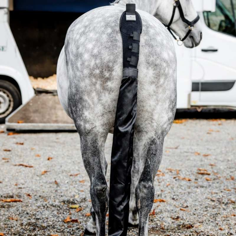 Tail Protector with Bag 210T Black