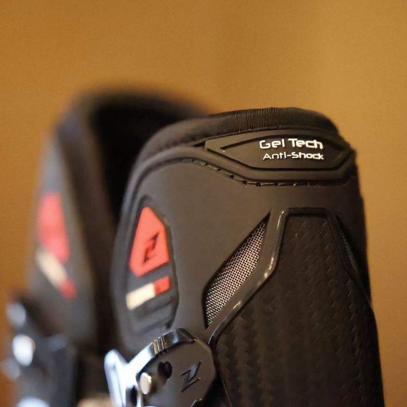 Tendon Boots Carbon Pro Black