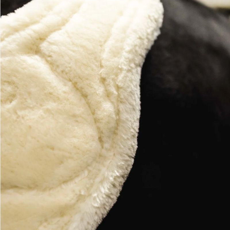Girth ES Jumping Fluffy Black