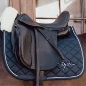 Dressage Saddle Pad Skin Friendly Vegan Sheepskin Navy Blue Dressage Saddle Pad Skin Friendly Vegan Sheepskin Navy Blue