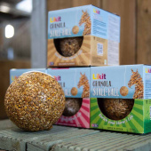 Stable Ball Granola Molasses 1,6kg Stable Ball Granola Molasses 1,6kg