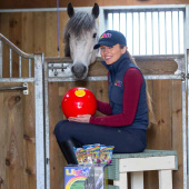 Feed Ball Snak-a-Ball Level 2 Red Feed Ball Snak-a-Ball Level 2 Red
