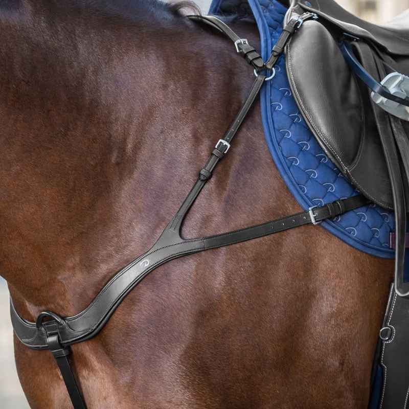 Breastplate Anatomical New English Collection Black