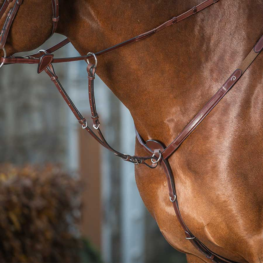 Short Martingale Soft Bib NE Brown