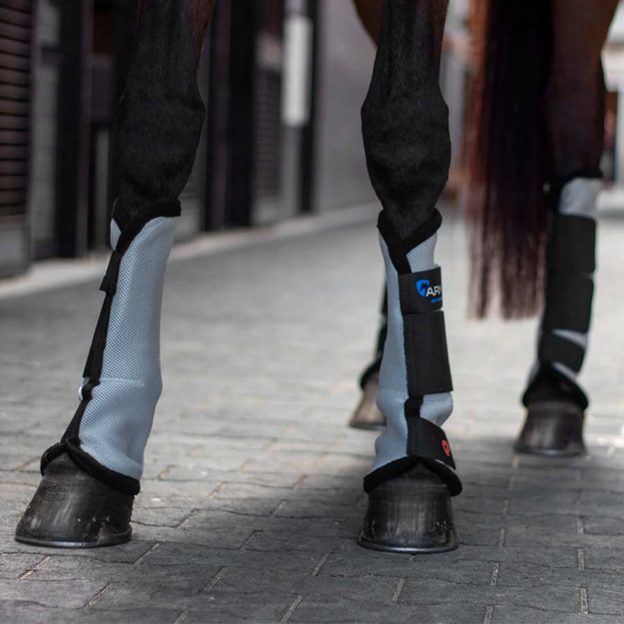 Fly Boots 4-pack White