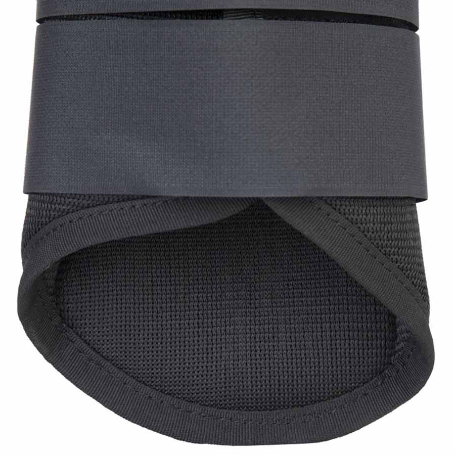 Brushing Boots Air Motion Black