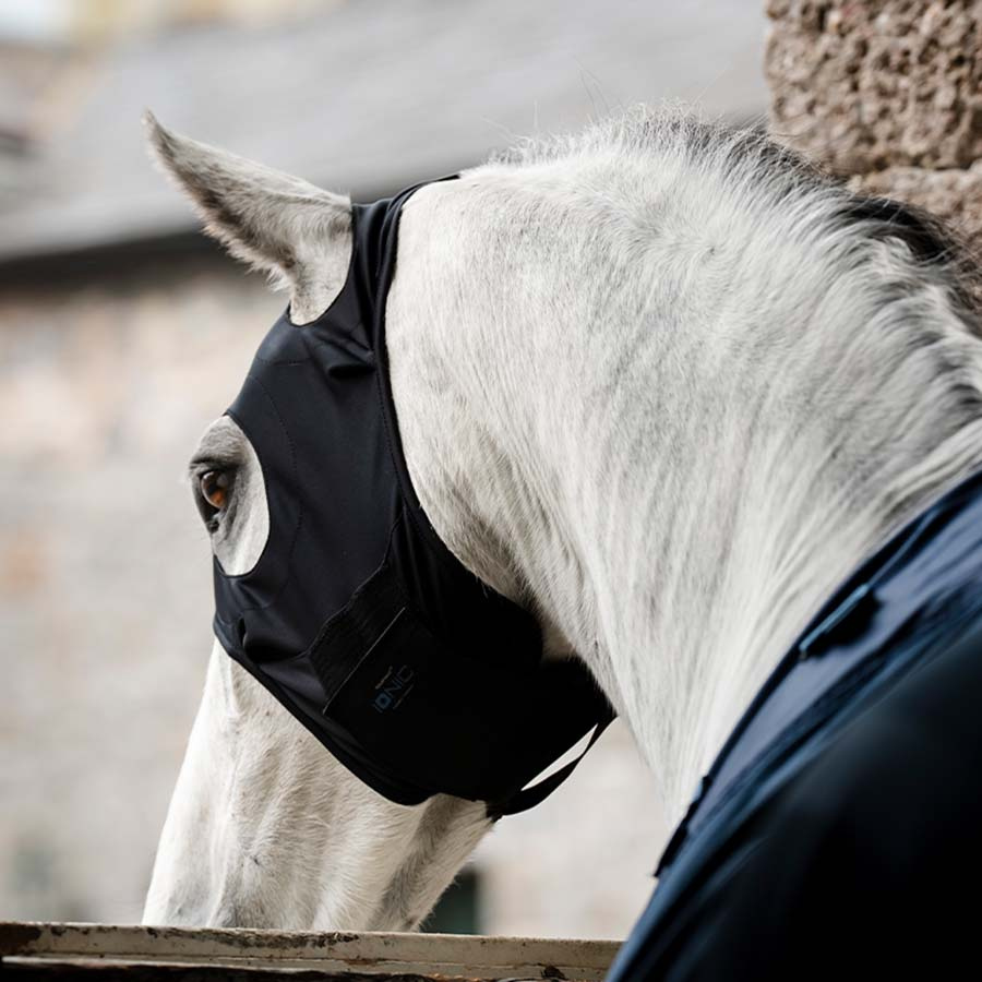 Calming Hood Ionic Black