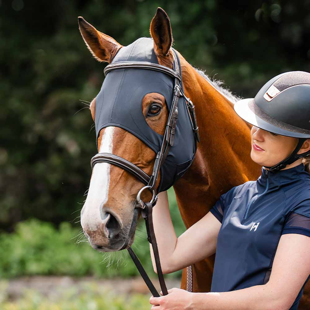 Calming Hood Ionic Black